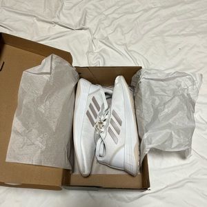 NIB Adidas QT Racer Sport in Gold/Champagne, size 8